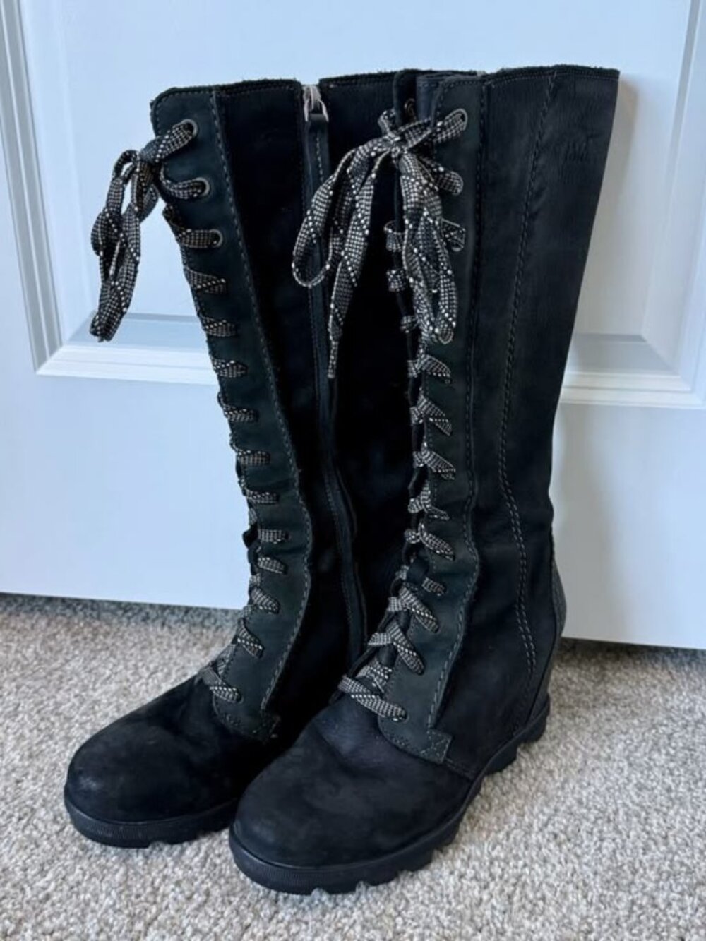 EUC Women's Sorel Joan of Arctic Leather Wedge Boots (US 8.5)